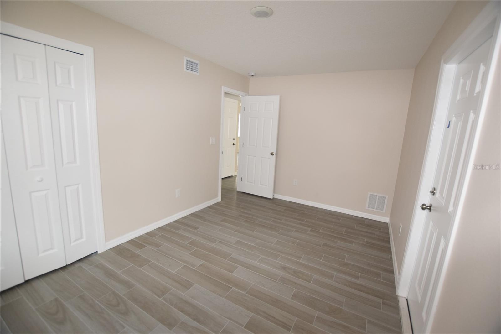 Image 18 of 25 For 1214 Muriel Street