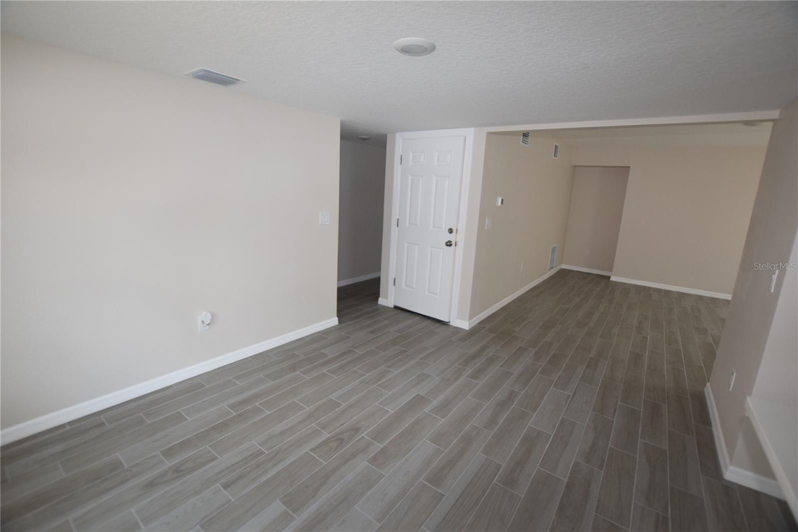 Image 9 of 25 For 1214 Muriel Street