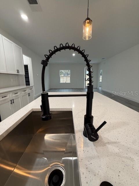 Image 10 of 21 For 5669 Claremont Drive