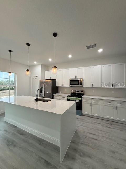 Image 8 of 21 For 5669 Claremont Drive