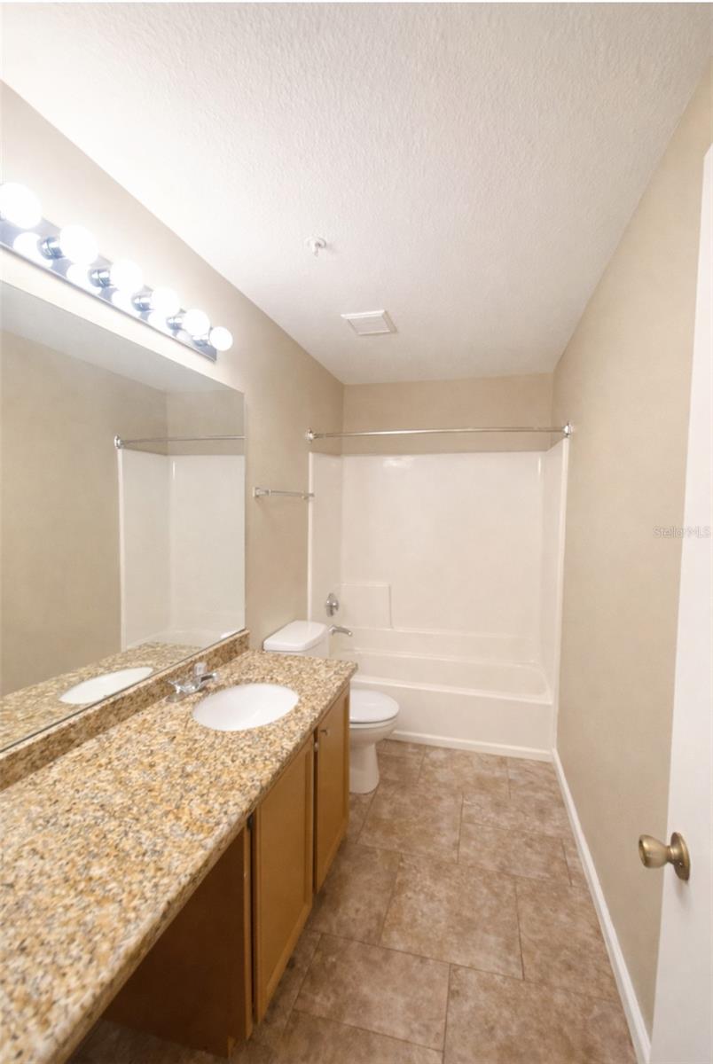 Image 9 of 10 For 168 Reserve Circle 200