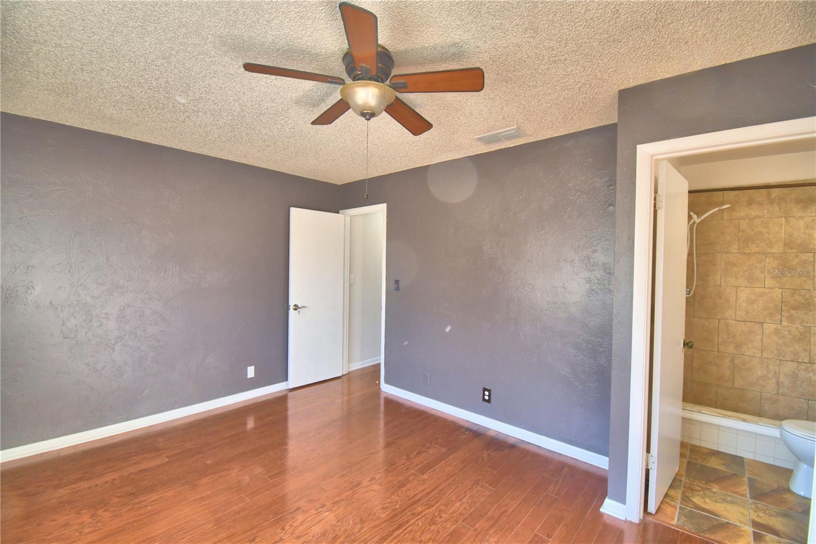 Image 31 of 42 For 202 Padgett Drive