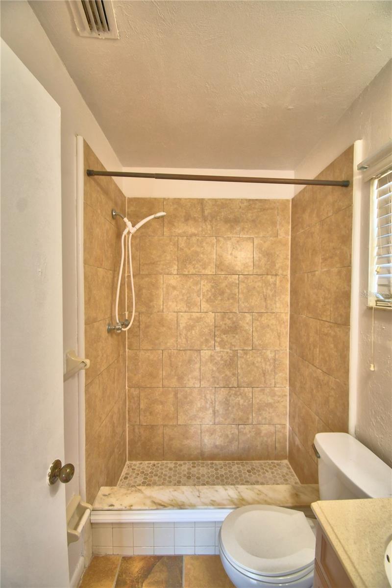 Image 32 of 42 For 202 Padgett Drive