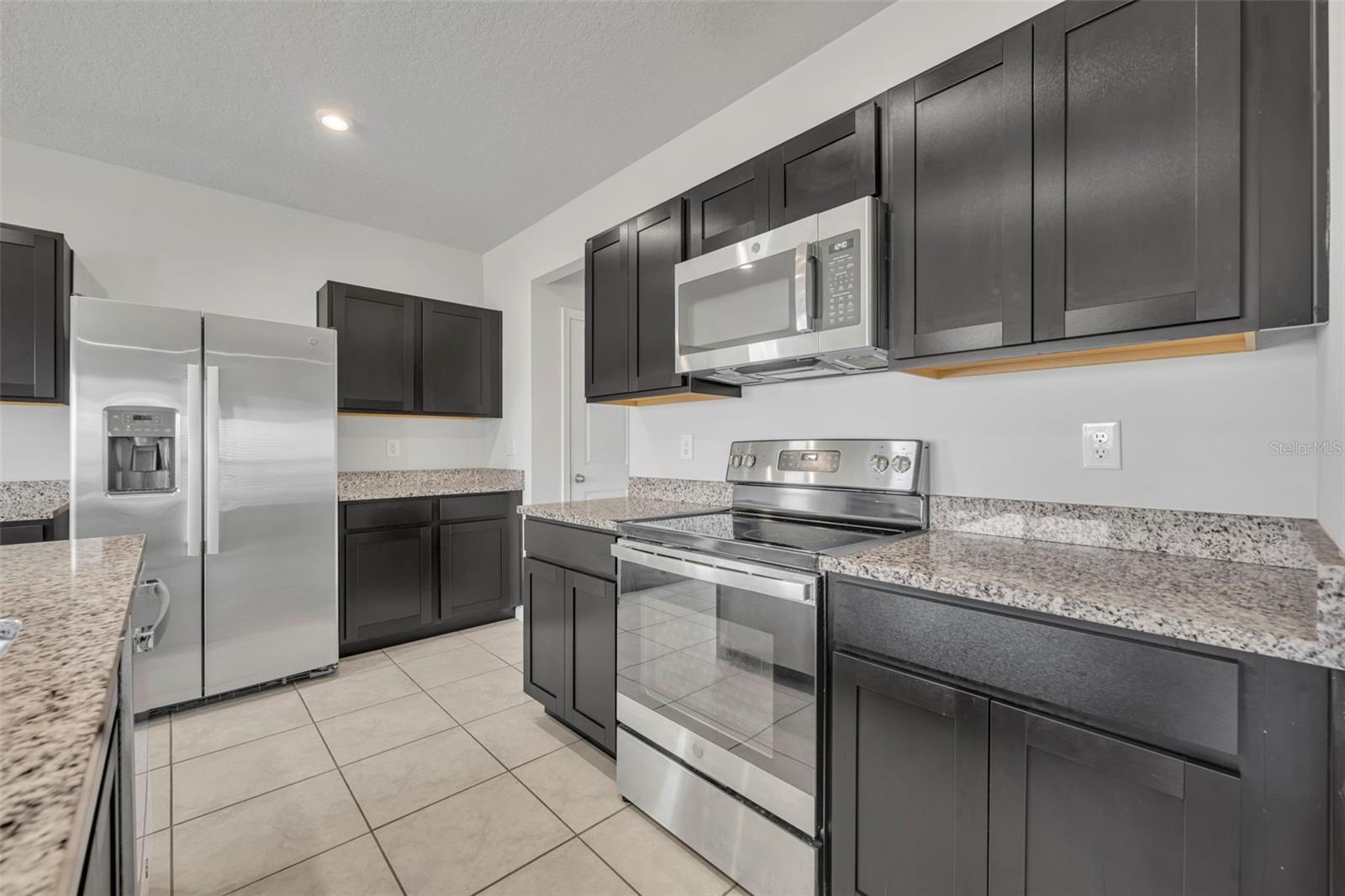 Image 15 of 35 For 5007 Starboard Street