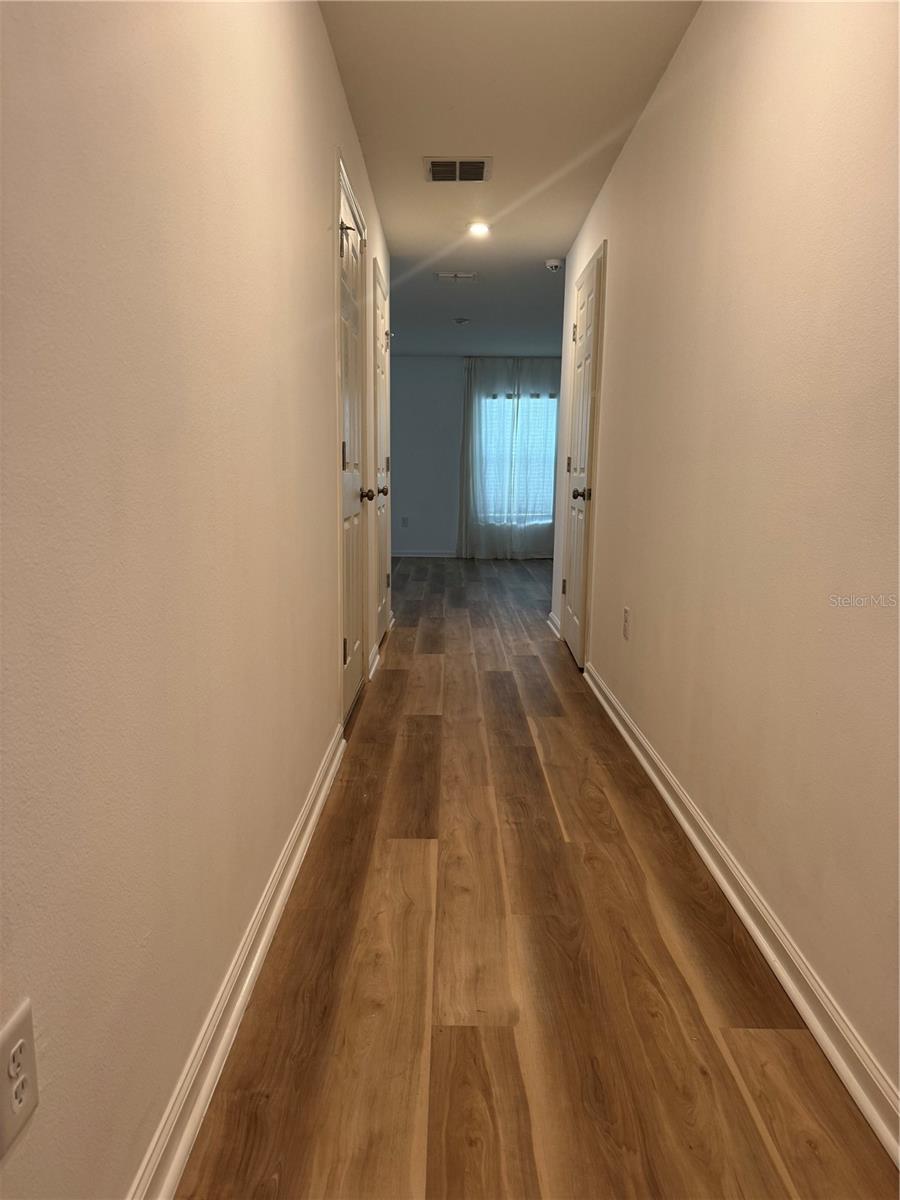 Image 23 of 45 For 1773 Nebraska Loop