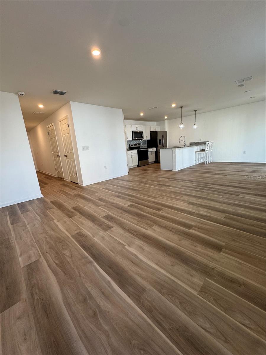 Image 38 of 45 For 1773 Nebraska Loop