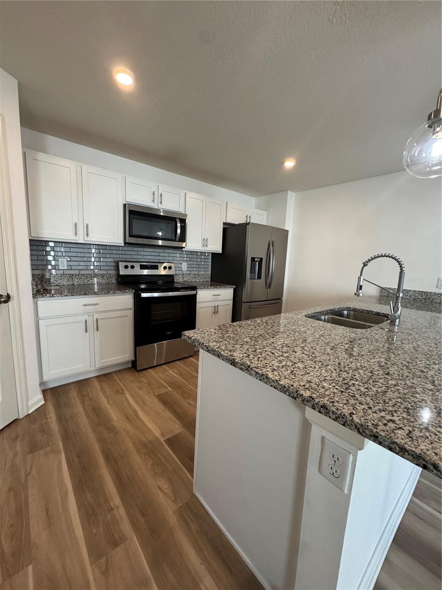 Image 7 of 45 For 1773 Nebraska Loop