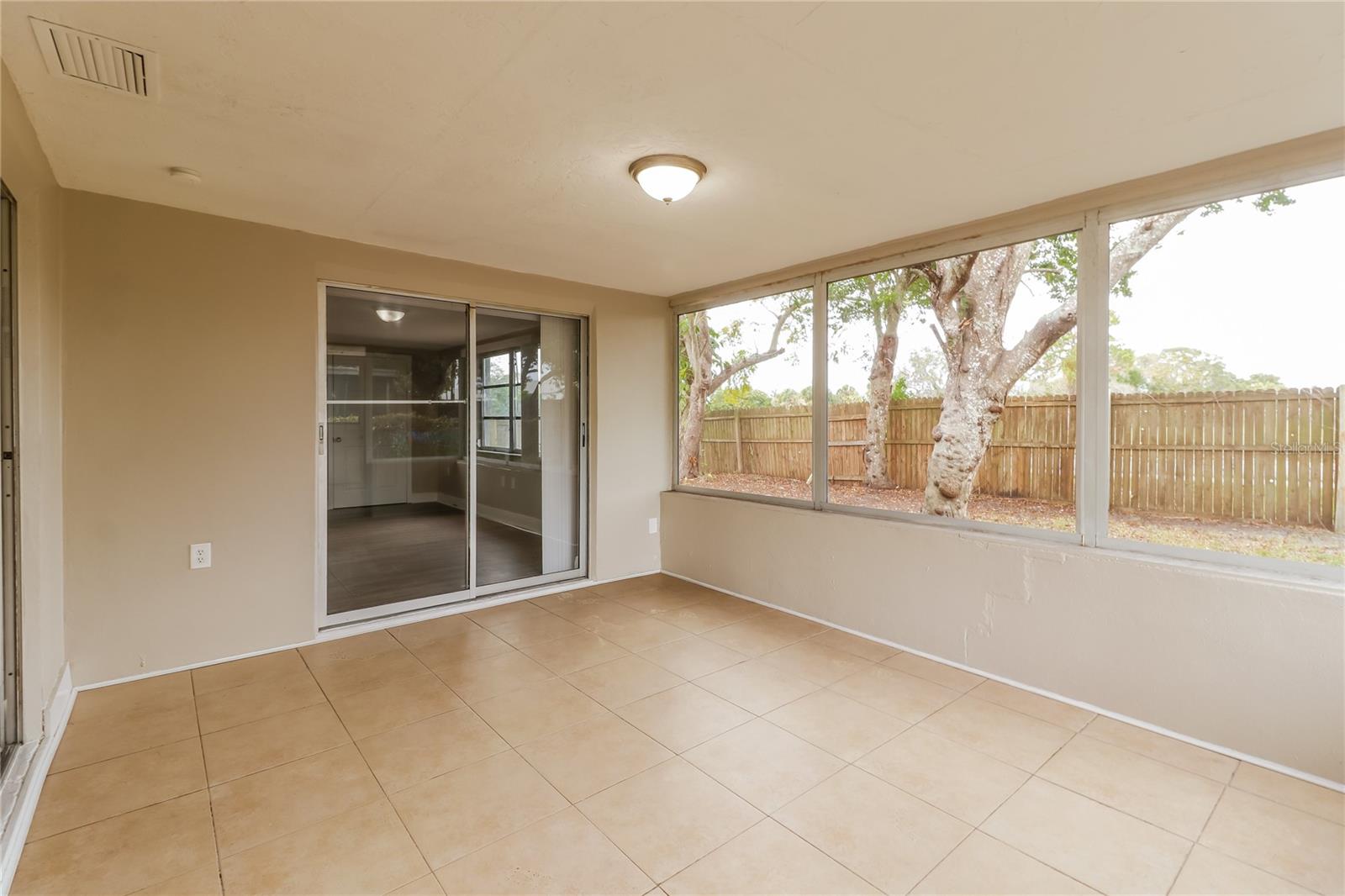 Image 13 of 16 For 6825 Amarillo Street