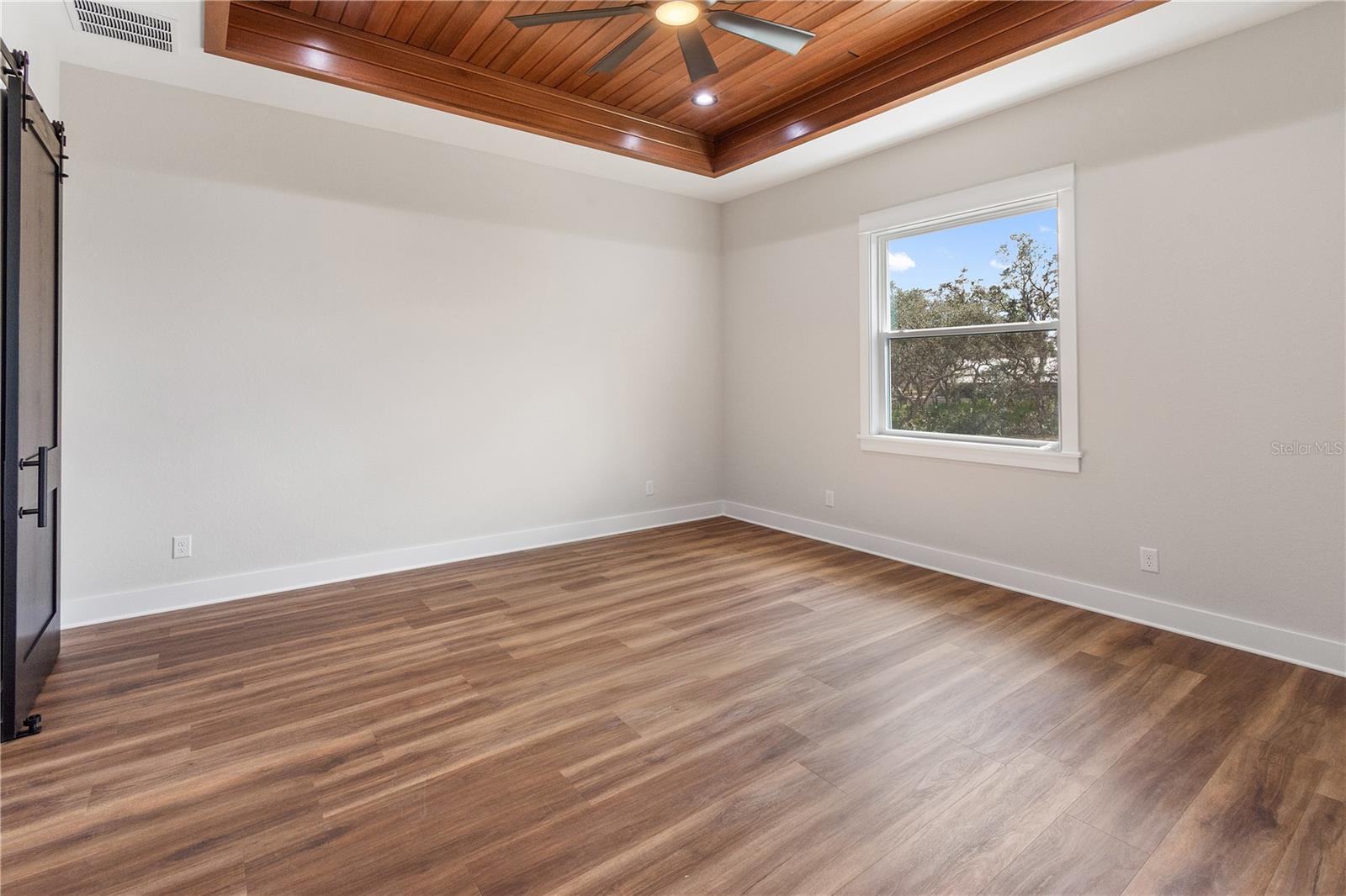 Image 10 of 37 For 2911 Sand Pine Trail