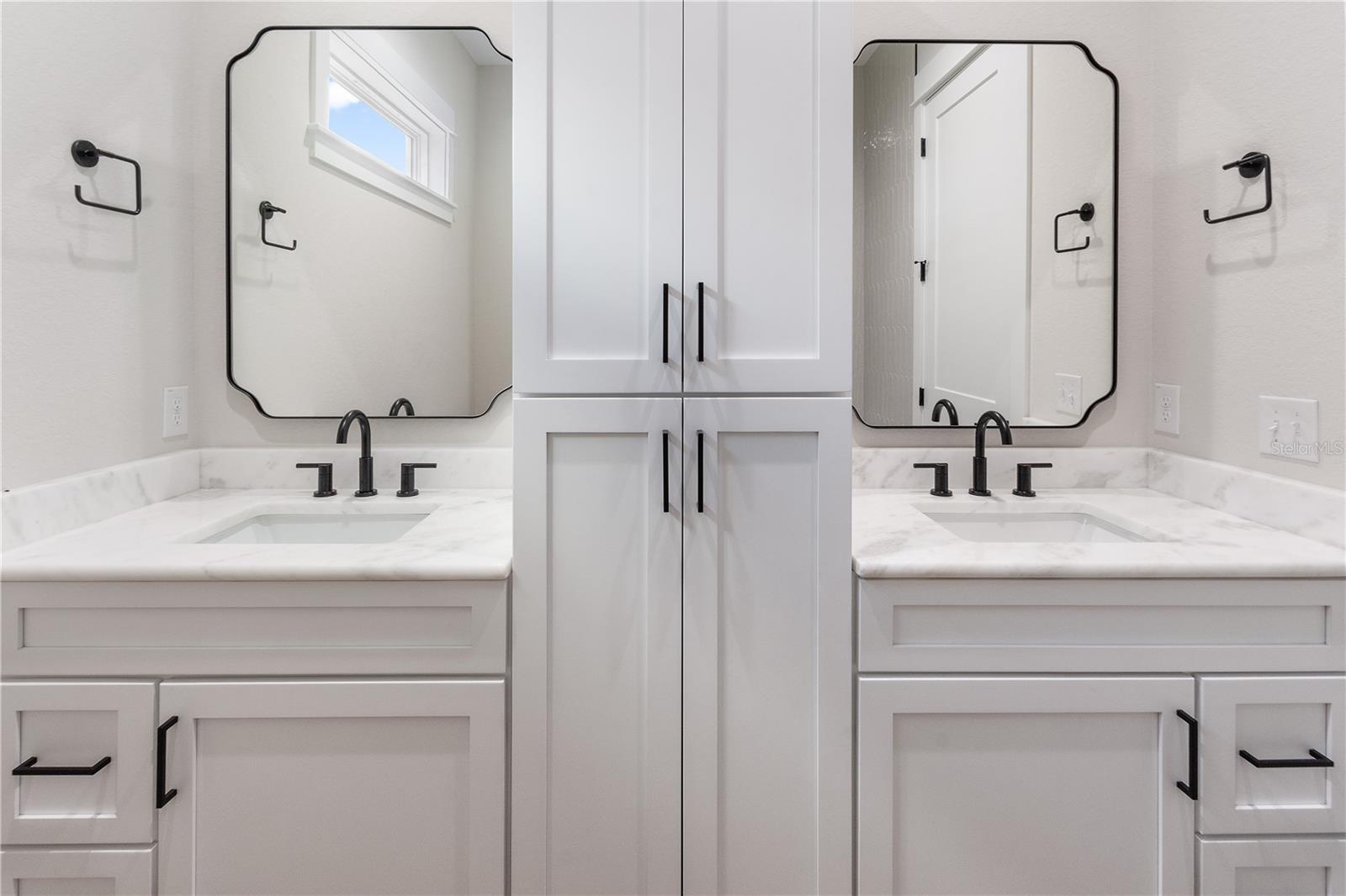 Image 17 of 37 For 2911 Sand Pine Trail