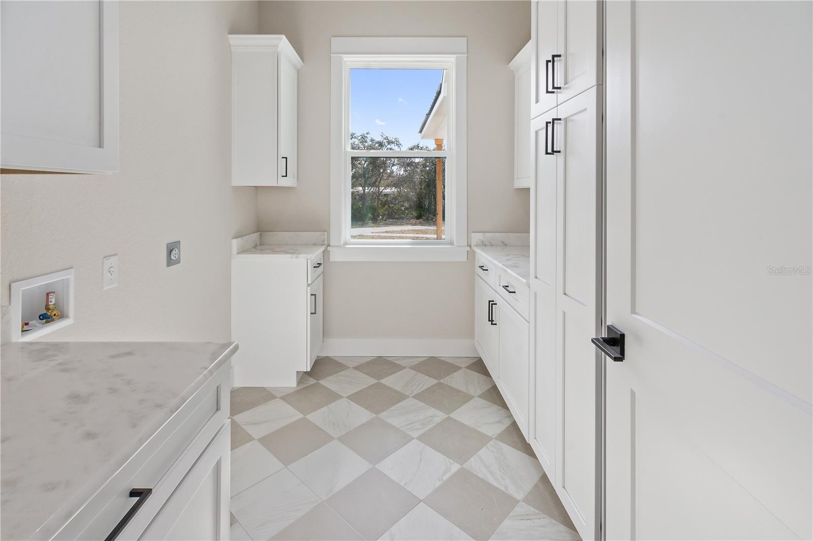 Image 22 of 37 For 2911 Sand Pine Trail