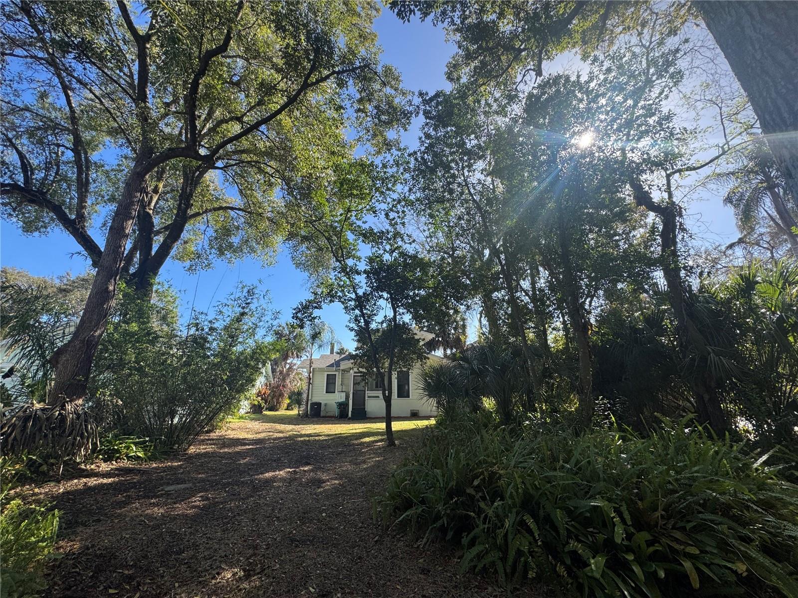 Image 3 of 47 For 120 Thornton Avenue