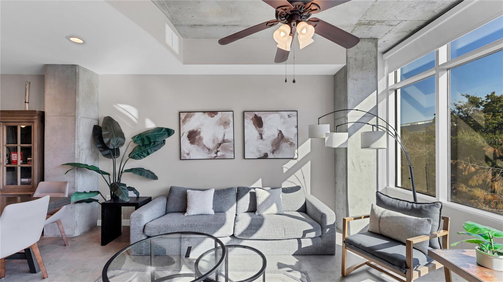 Image 21 of 37 For 525 Jackson Street 405