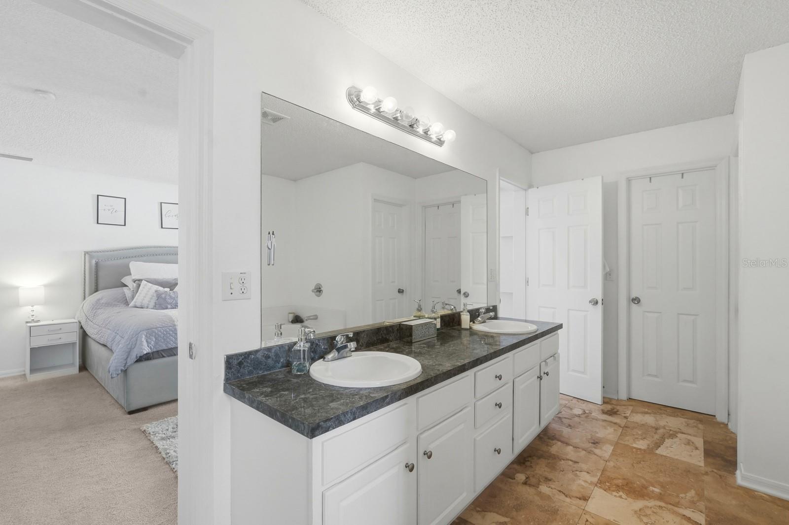 Image 30 of 52 For 6 Reybury Lane