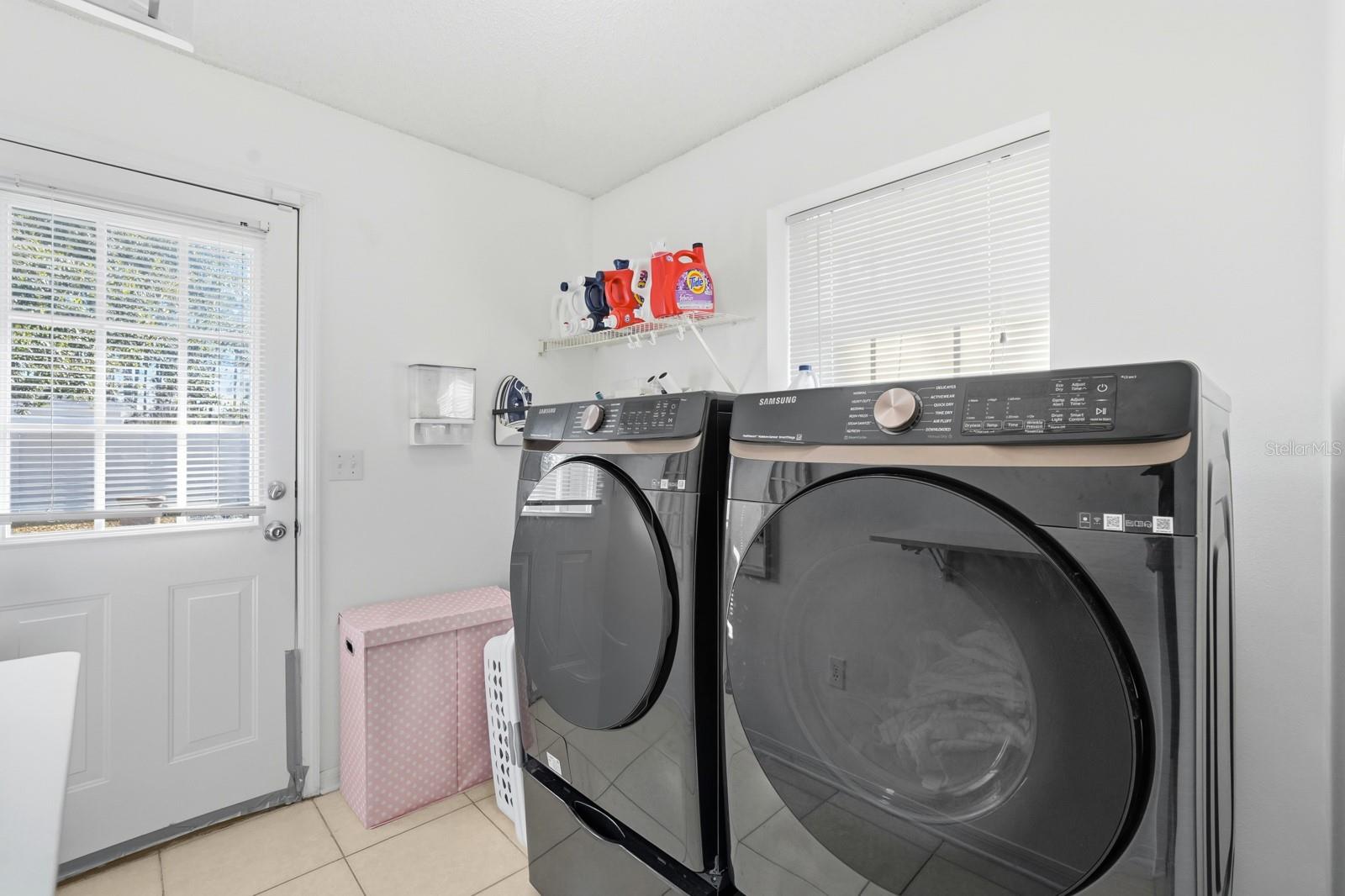 Image 38 of 52 For 6 Reybury Lane