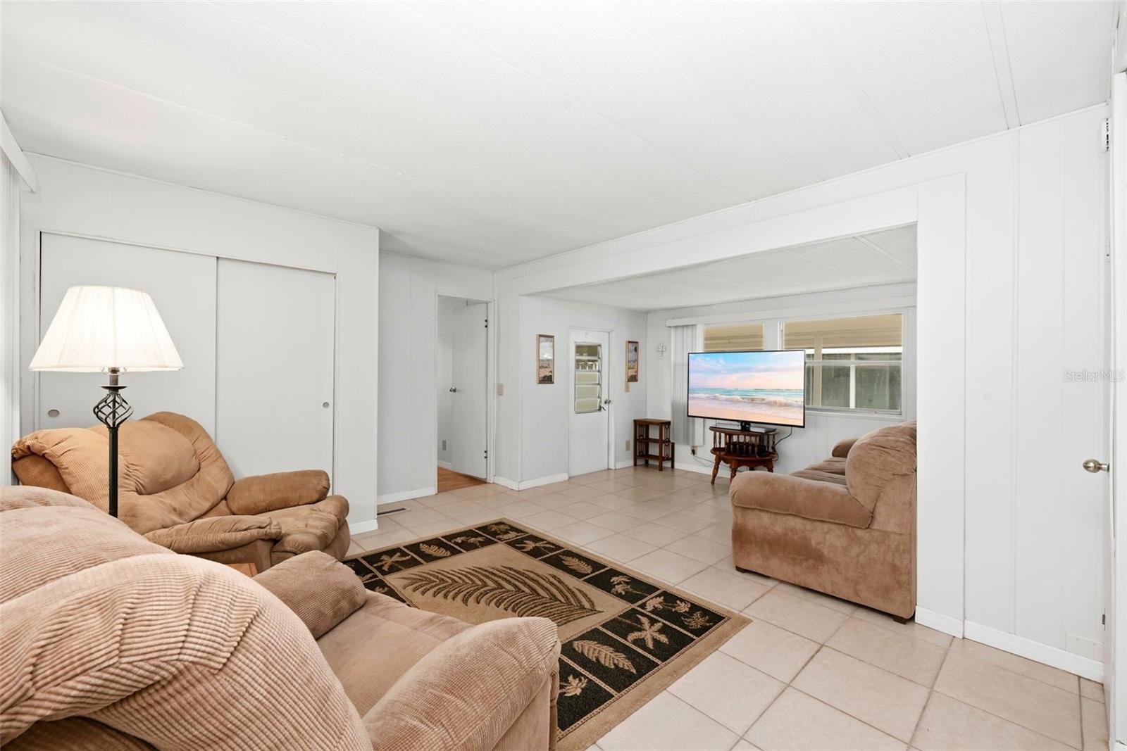 Image 12 of 31 For 1125 Elkhart Circle