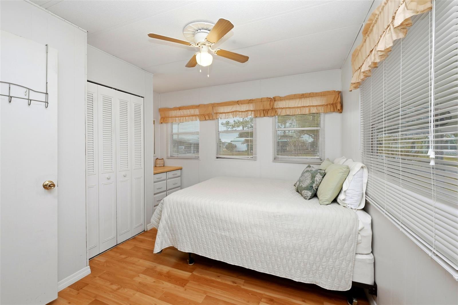 Image 16 of 31 For 1125 Elkhart Circle