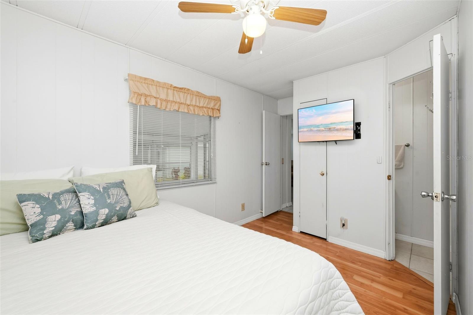 Image 3 of 31 For 1125 Elkhart Circle