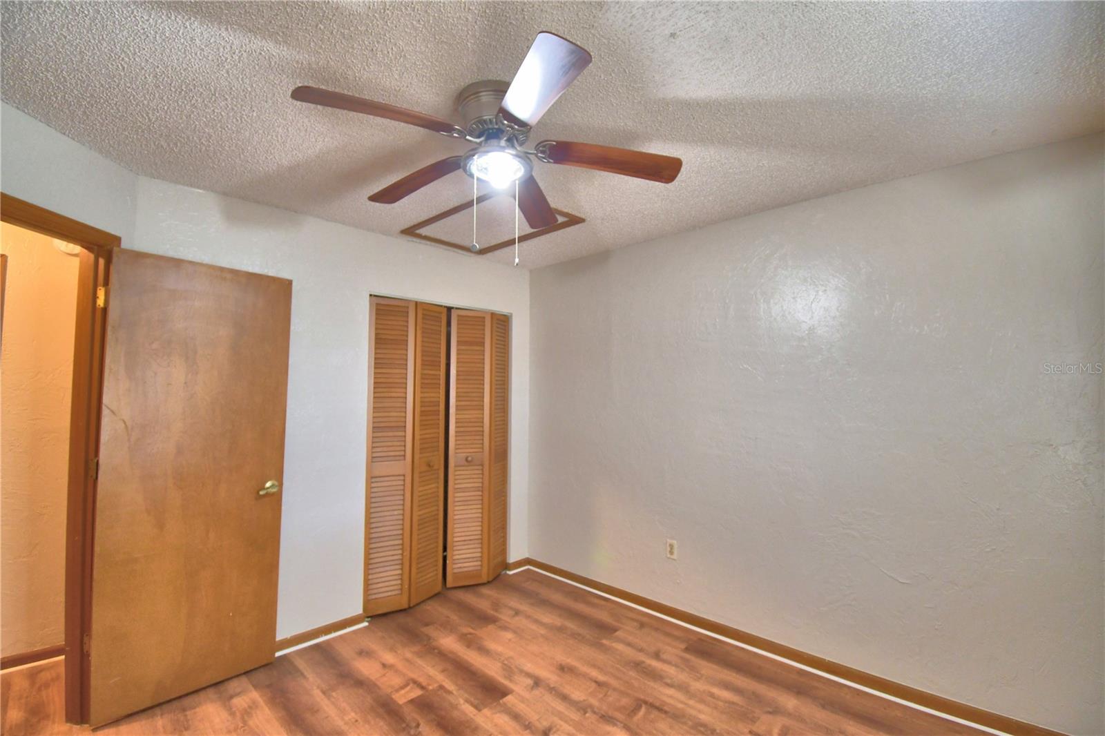 Image 22 of 25 For 751 Rebecca Street  723