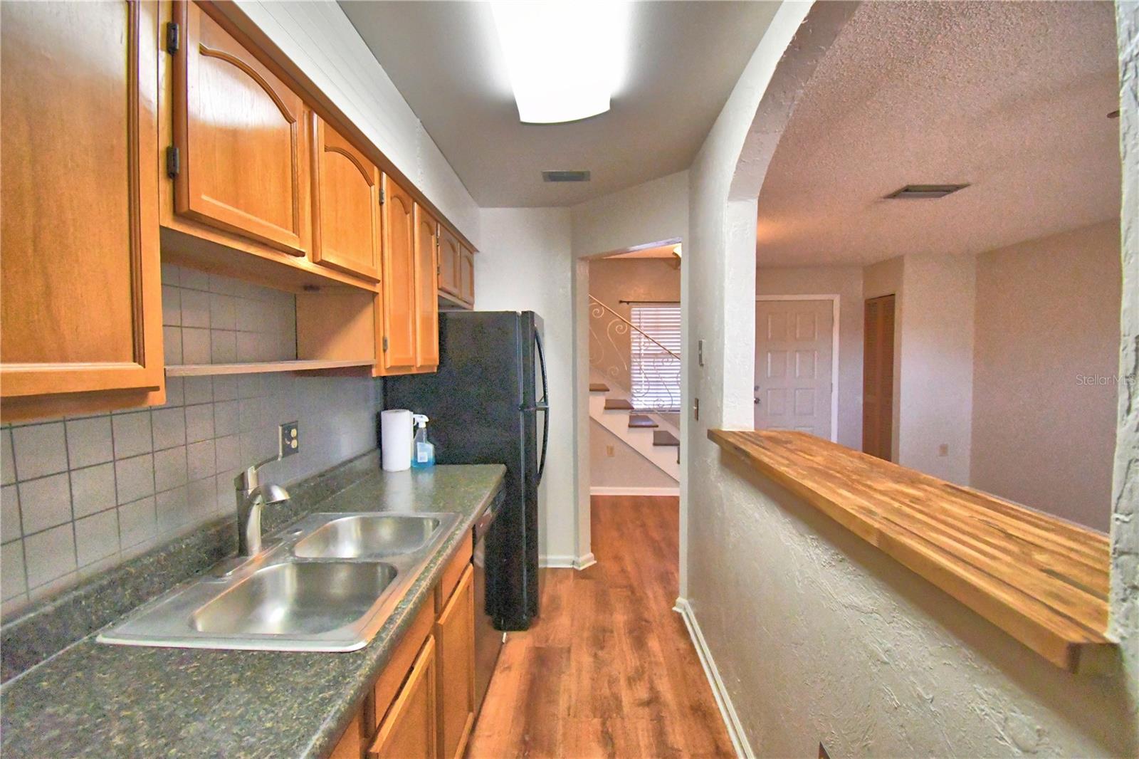 Image 8 of 25 For 751 Rebecca Street  723