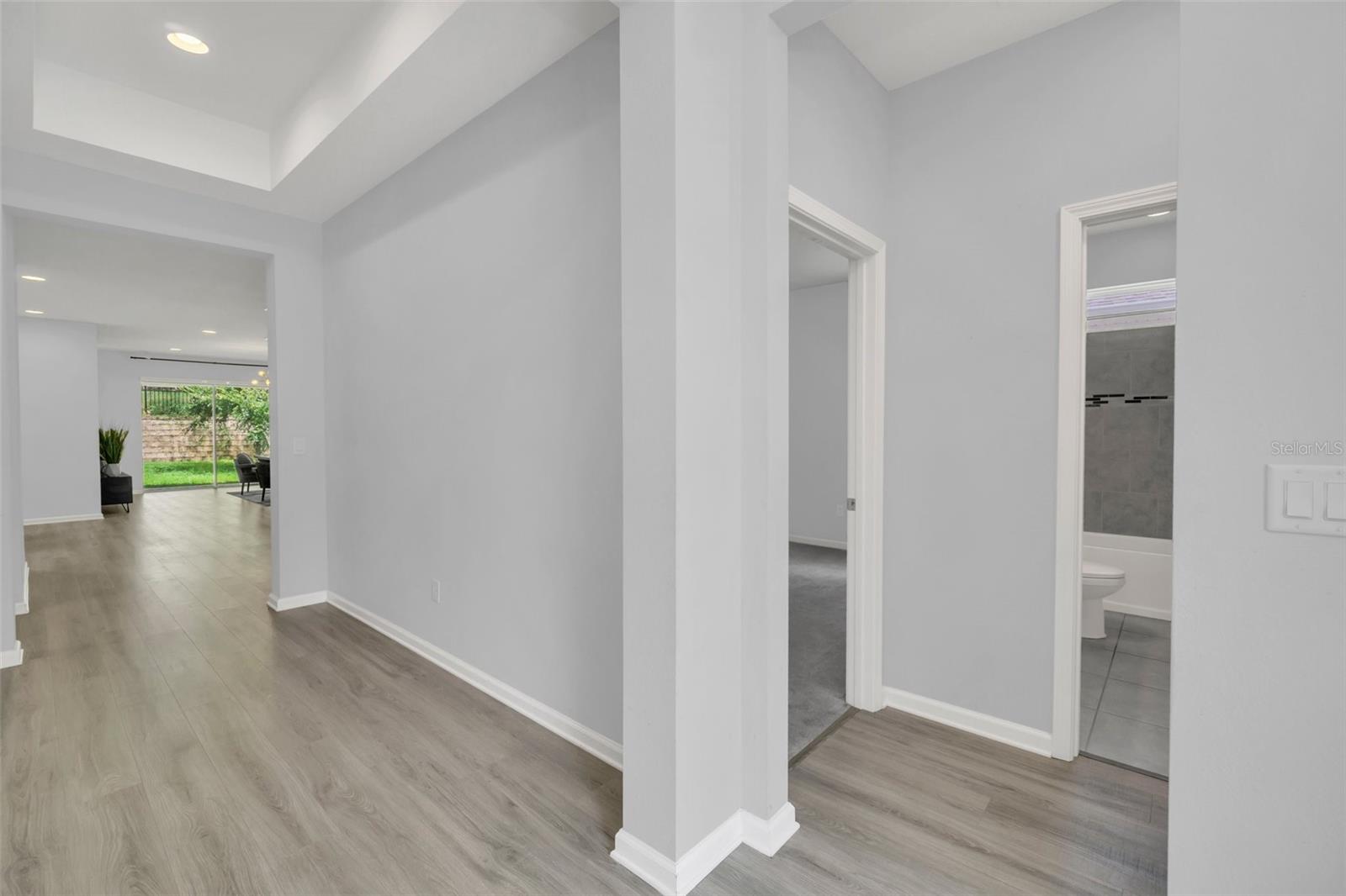 Image 17 of 21 For 5367 Golden Apple Drive