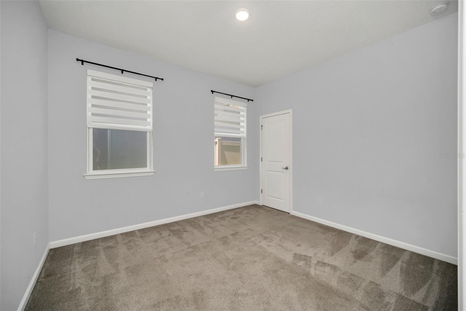 Image 20 of 21 For 5367 Golden Apple Drive