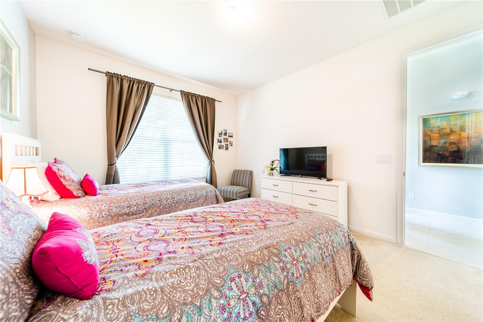 Image 34 of 66 For 4027 Oakrise Loop