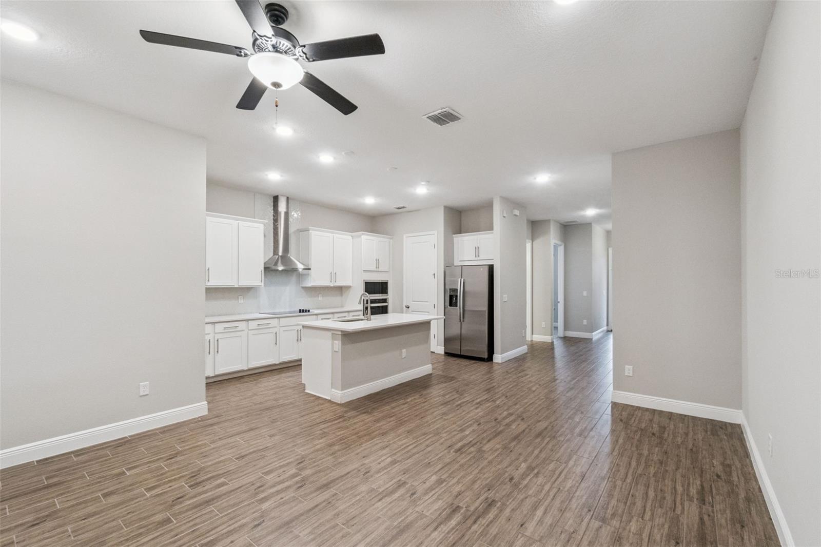 Image 4 of 26 For 6447 Cyrils Drive