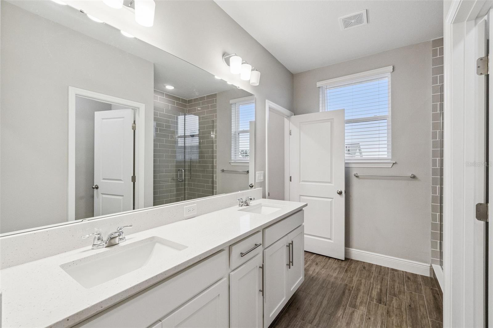 Image 8 of 26 For 6447 Cyrils Drive