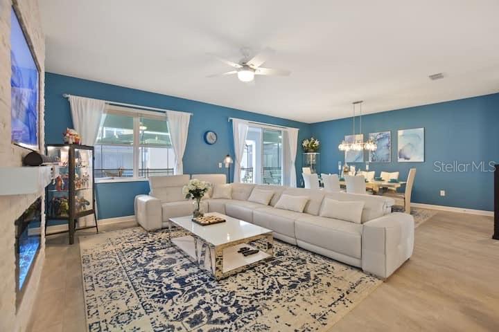 Image 10 of 52 For 4542 Narrative Lane