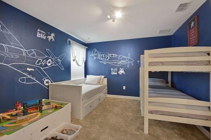 Image 19 of 52 For 4542 Narrative Lane