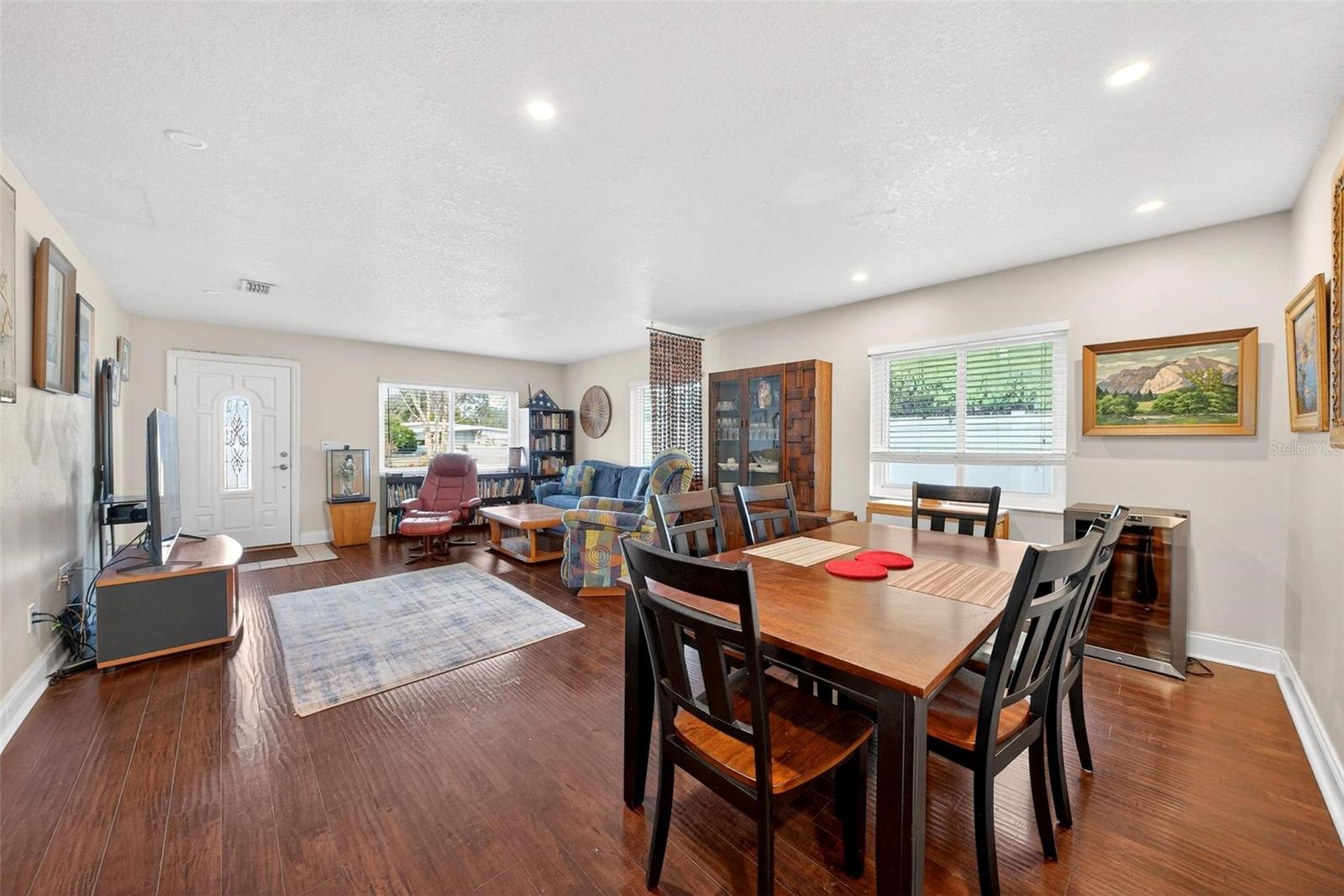 Image 12 of 51 For 1024 Timor Avenue