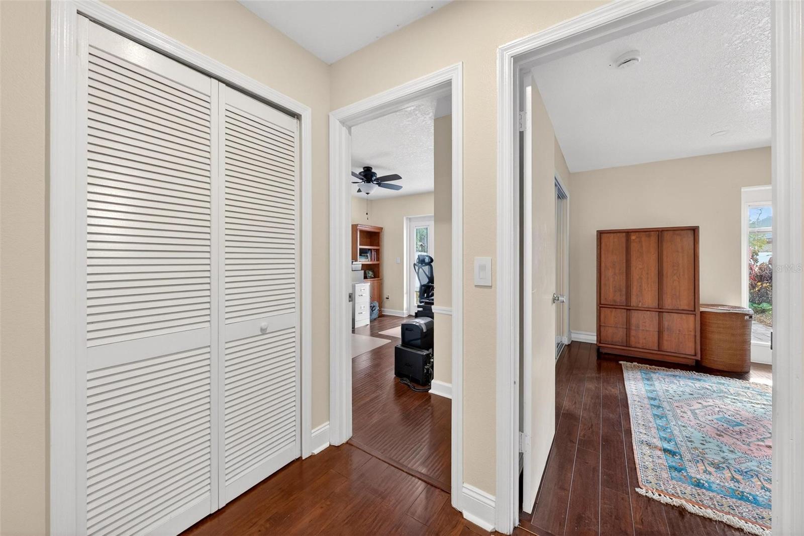 Image 20 of 51 For 1024 Timor Avenue