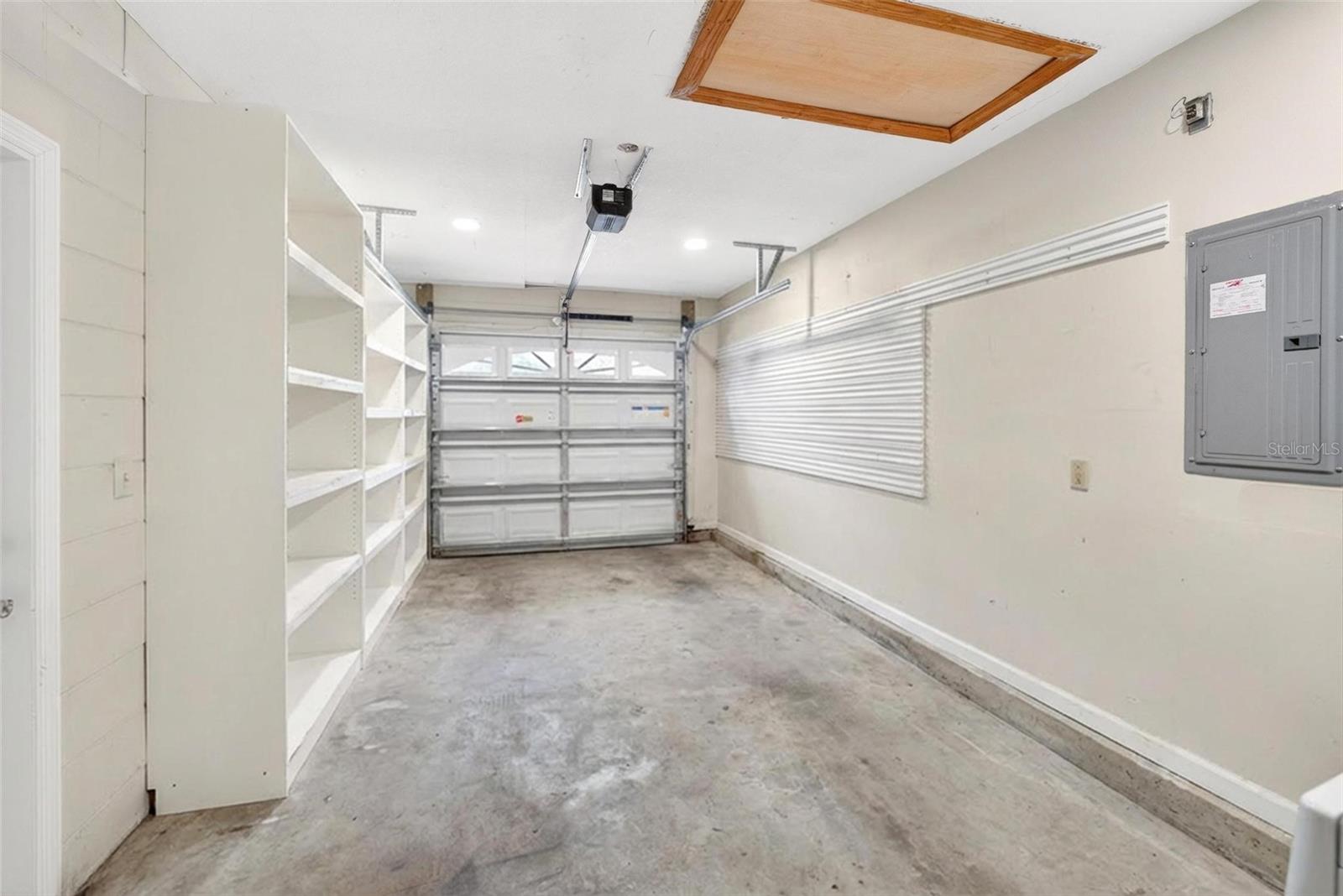 Image 34 of 51 For 1024 Timor Avenue