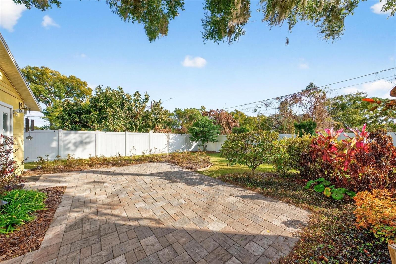 Image 36 of 51 For 1024 Timor Avenue