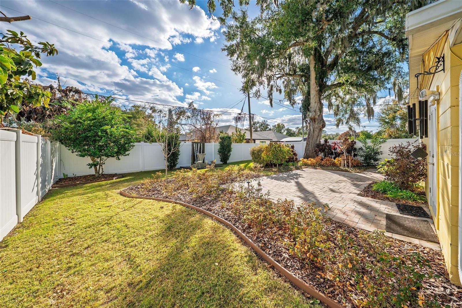 Image 37 of 51 For 1024 Timor Avenue