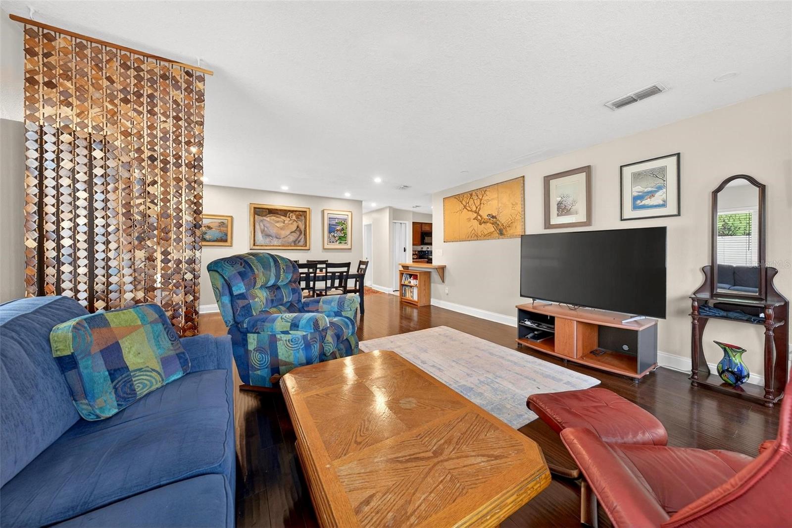 Image 9 of 51 For 1024 Timor Avenue