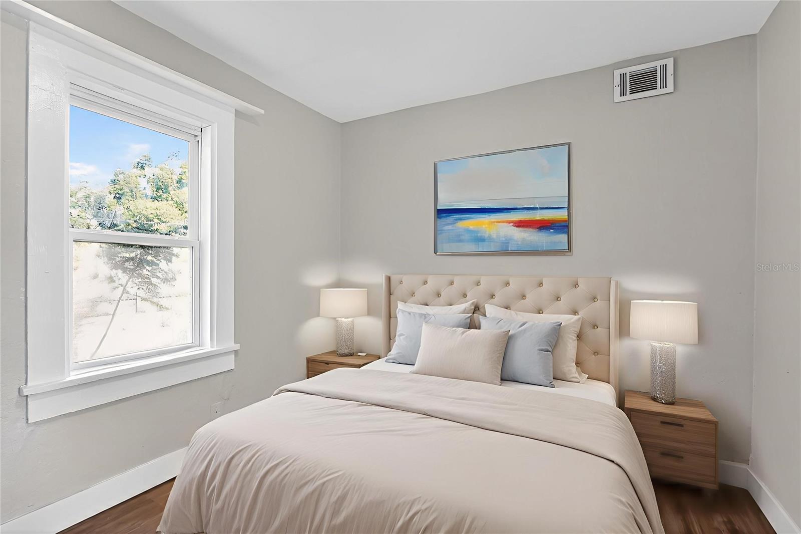 Image 11 of 30 For 2901 Palmetto Avenue