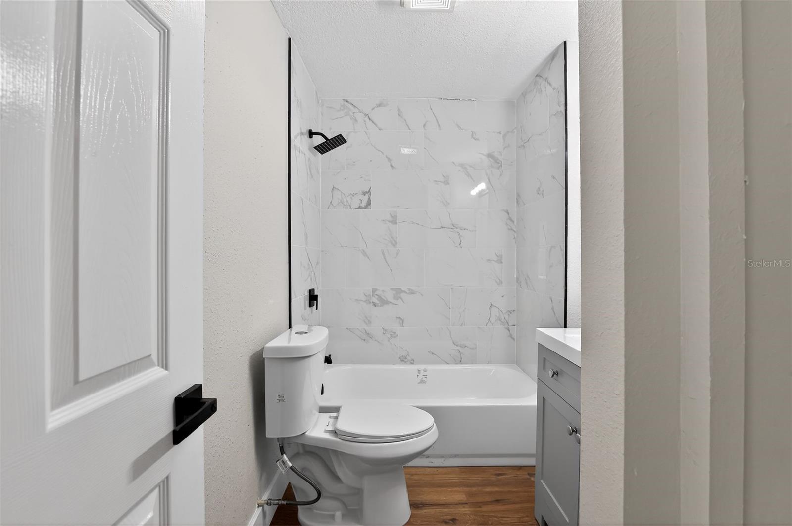 Image 17 of 30 For 2901 Palmetto Avenue