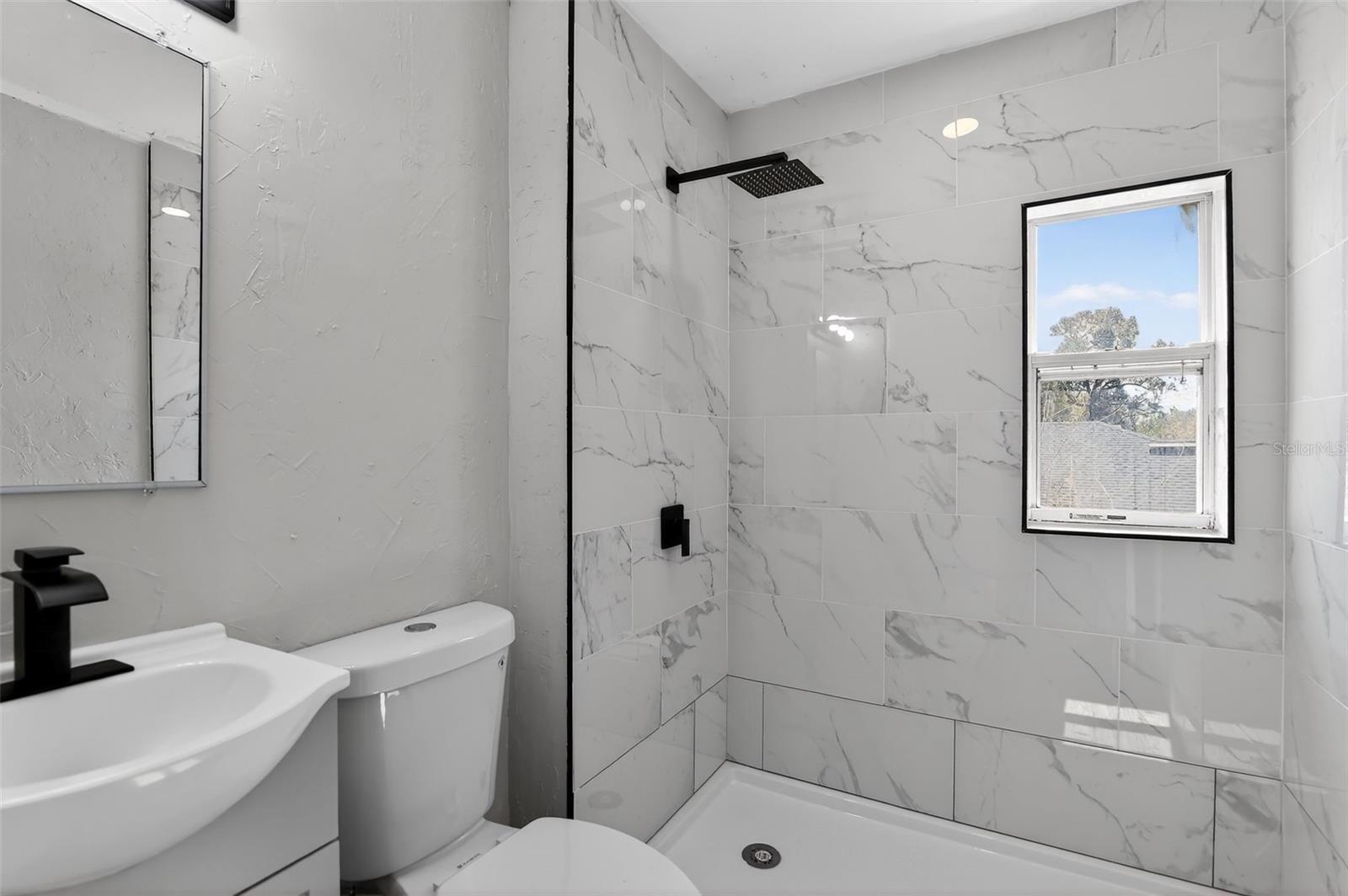 Image 23 of 30 For 2901 Palmetto Avenue