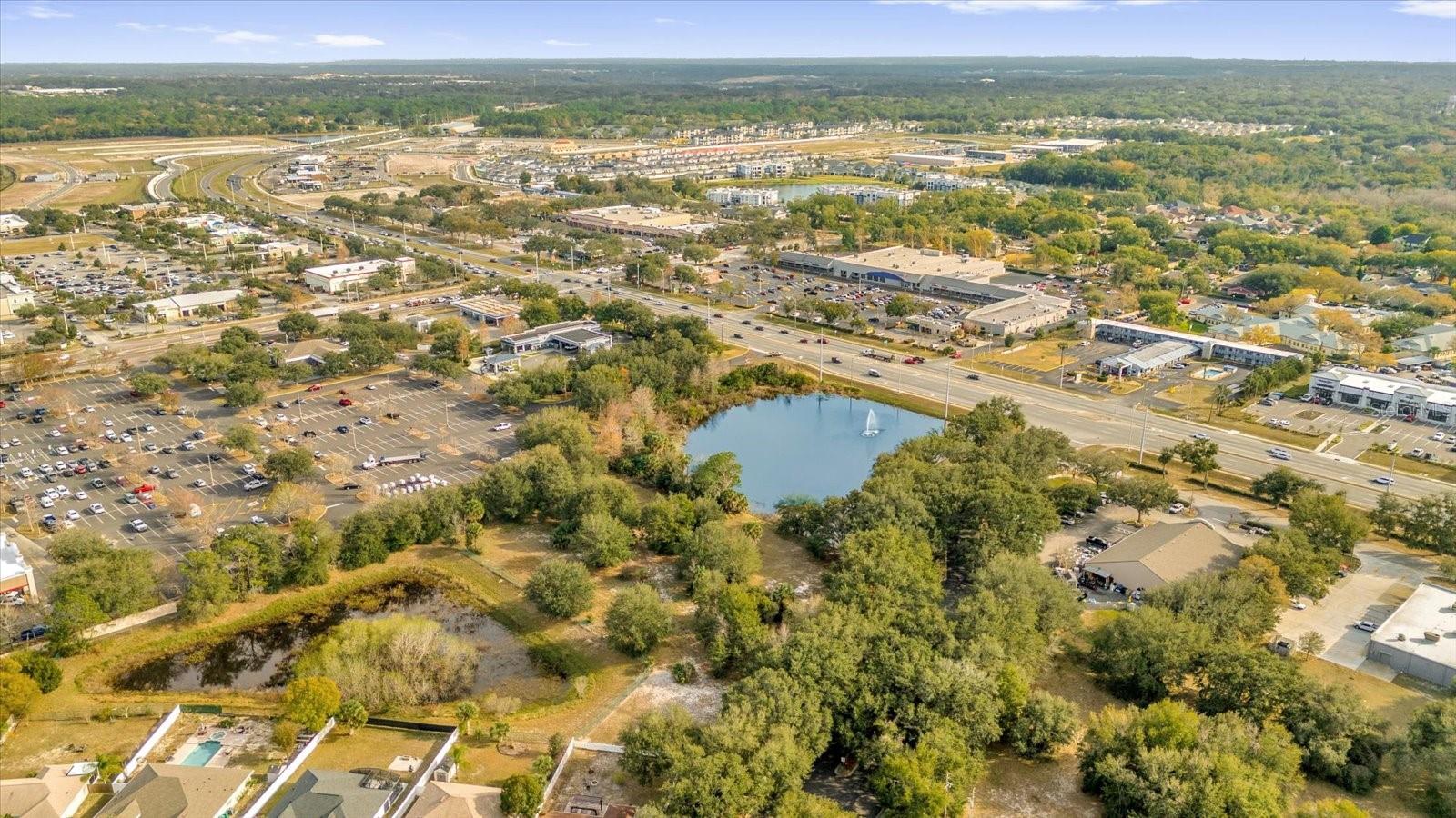 Listing photo id 8 for 2915 Gables Drive