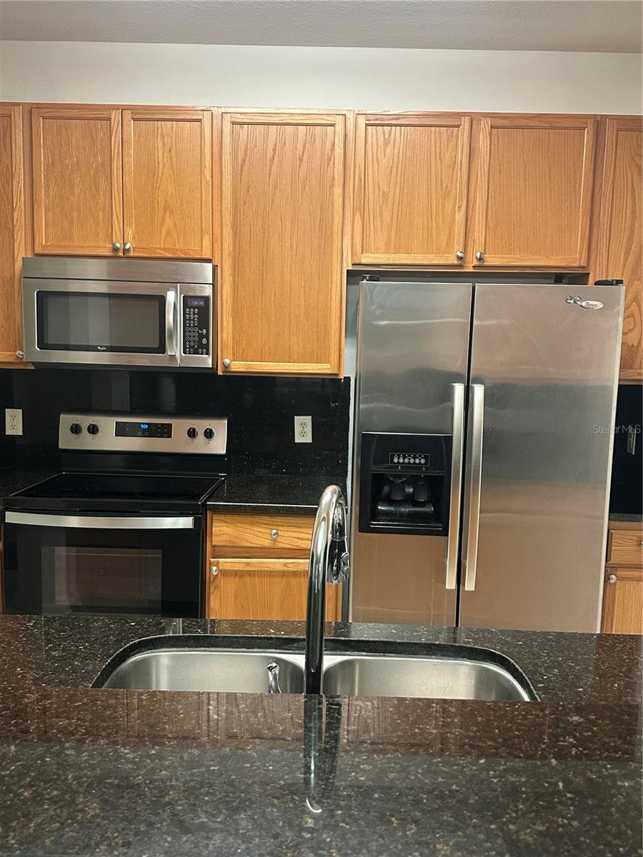 Image 3 of 14 For 6214 Stevenson Drive 103