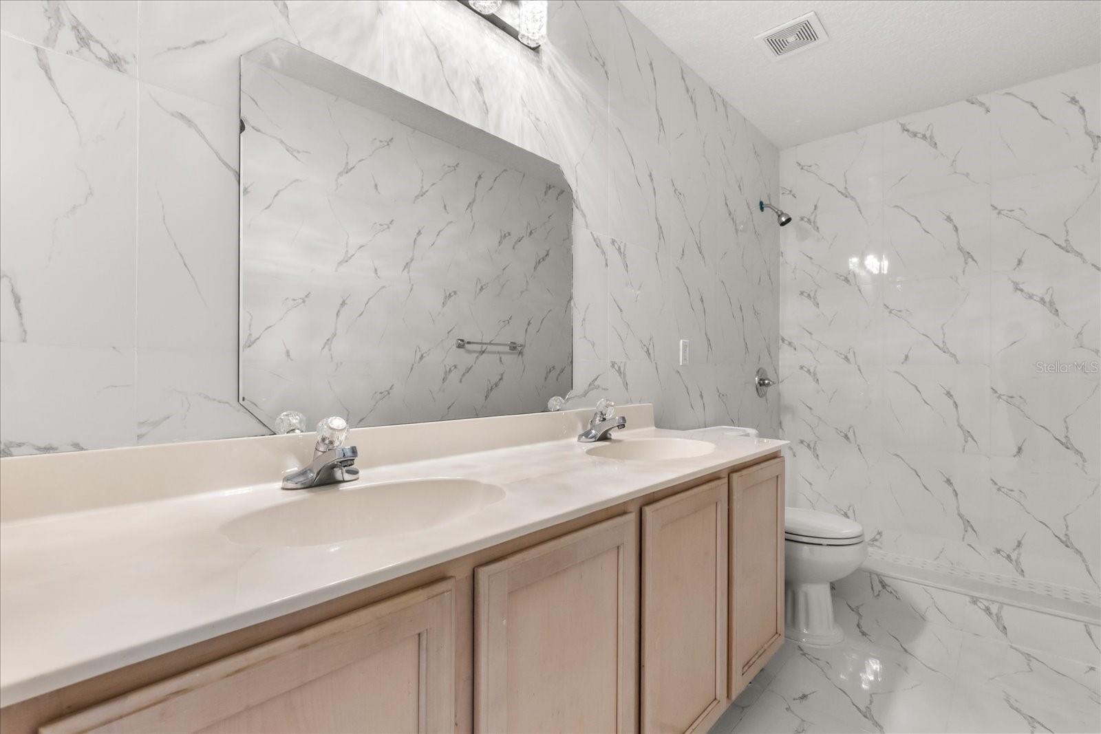 Image 13 of 58 For 2205 Wintermere Pointe Drive