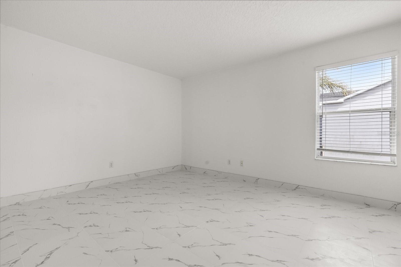 Image 14 of 58 For 2205 Wintermere Pointe Drive