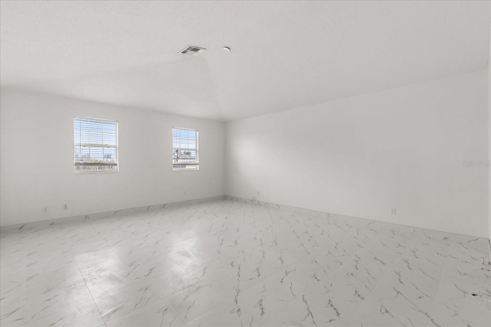 Image 18 of 58 For 2205 Wintermere Pointe Drive