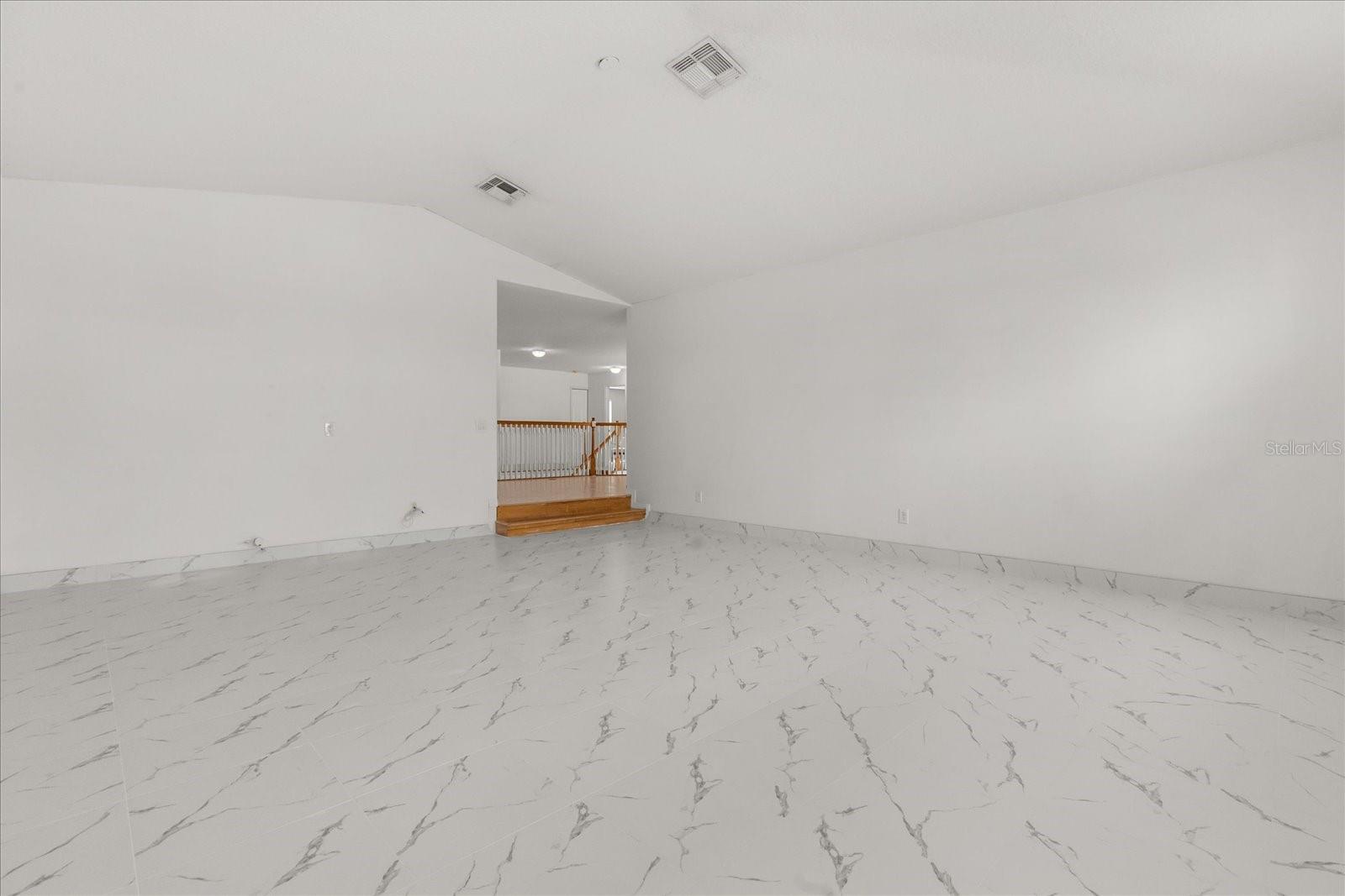 Image 19 of 58 For 2205 Wintermere Pointe Drive