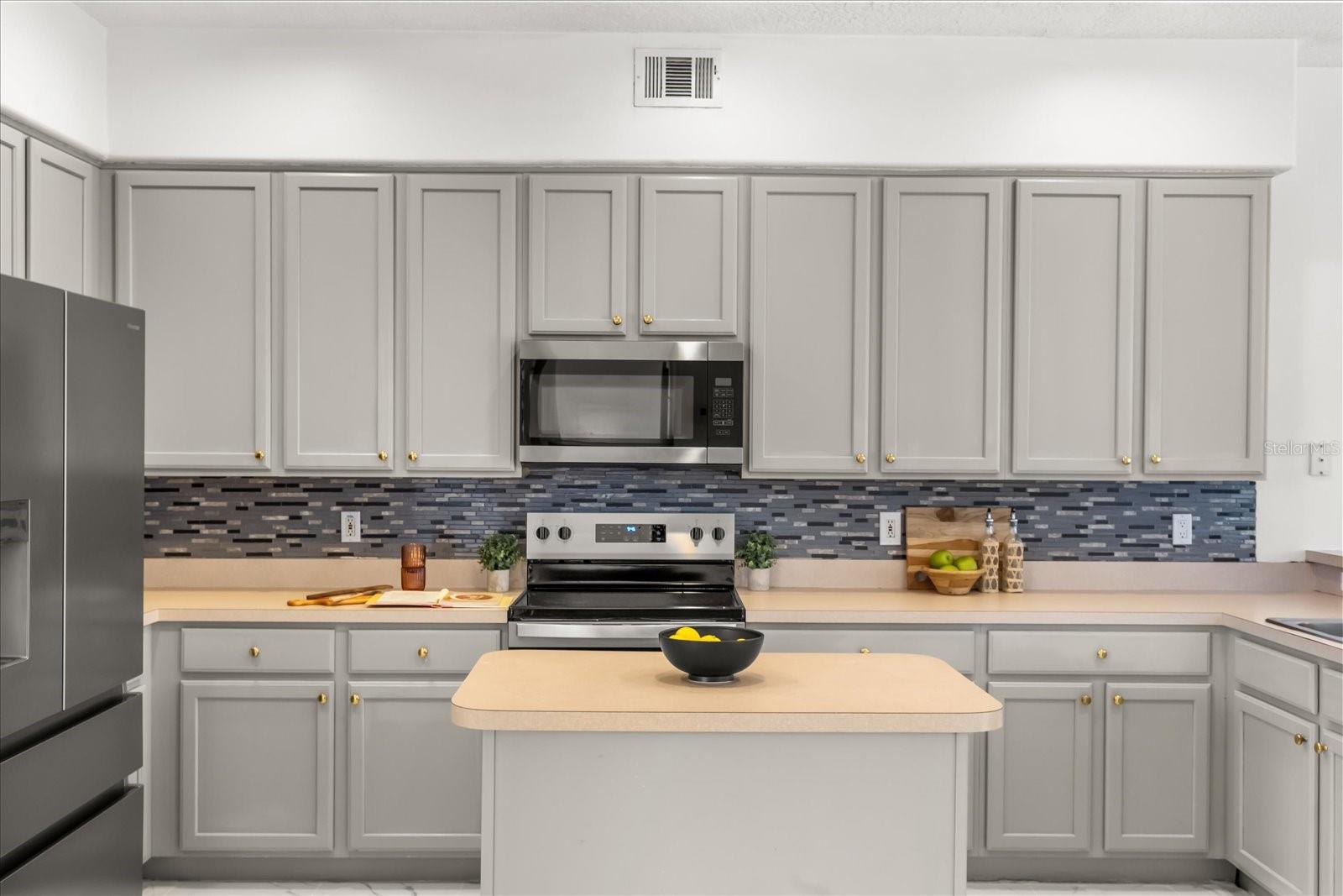 Image 22 of 58 For 2205 Wintermere Pointe Drive