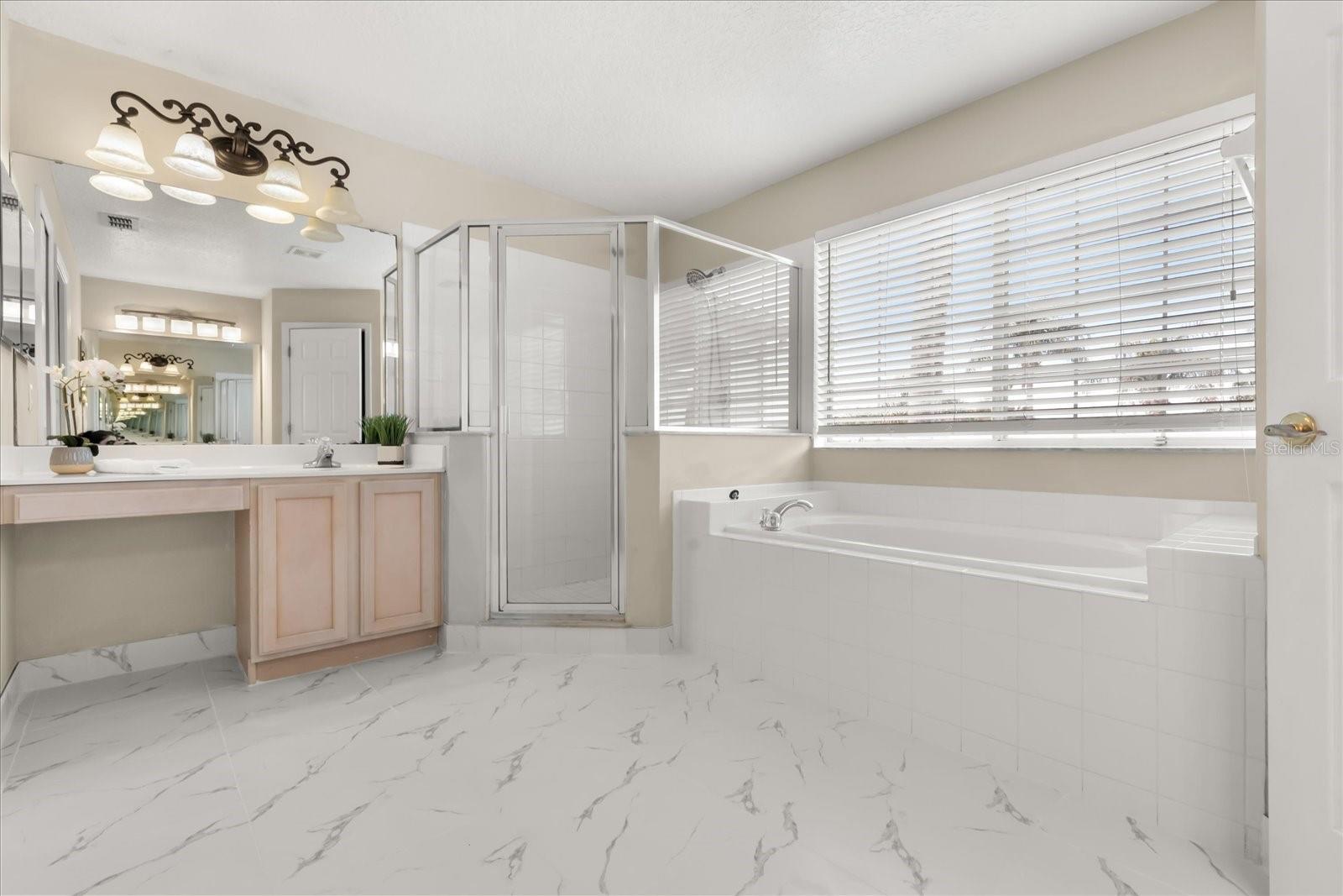 Image 6 of 58 For 2205 Wintermere Pointe Drive