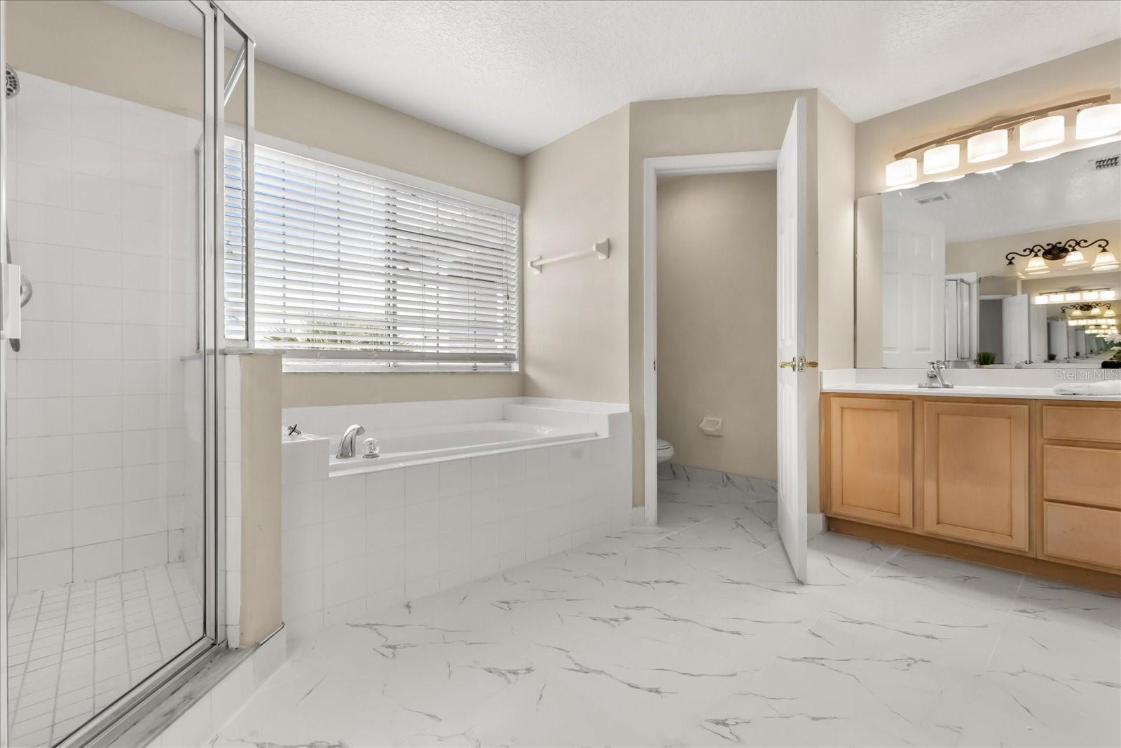 Image 7 of 58 For 2205 Wintermere Pointe Drive