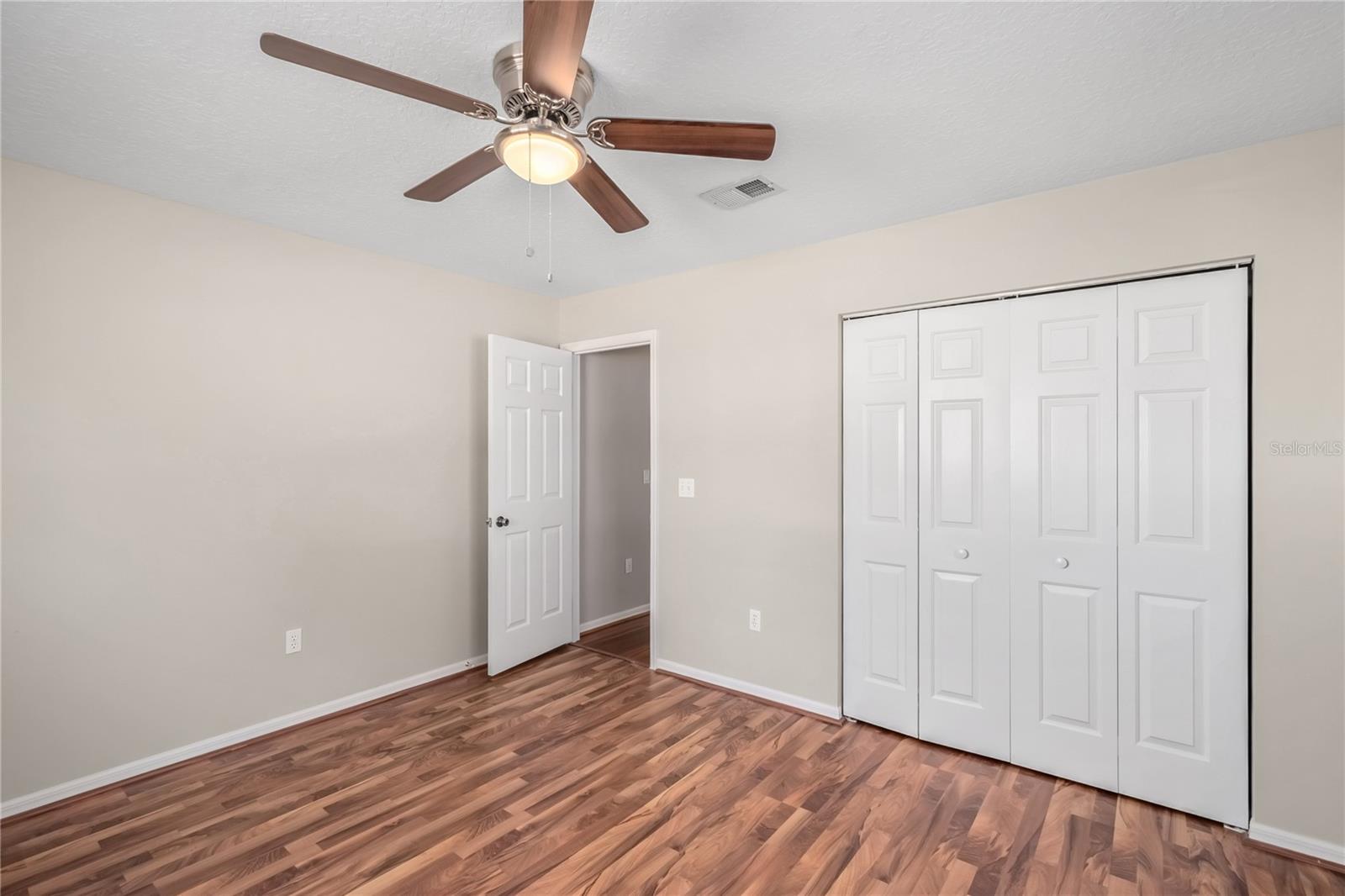 Image 22 of 44 For 17952 107th Court